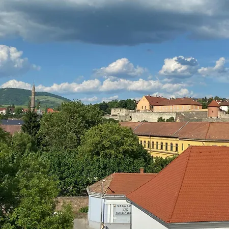 Rooftop Lejlighed Eger